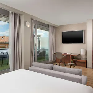 https://nh-bologna-de-la-gare-40121.emilia-romagnahotels.net